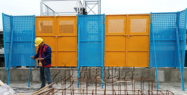 筑邦鴻昇助力中建八局建設上海施工電梯防護門